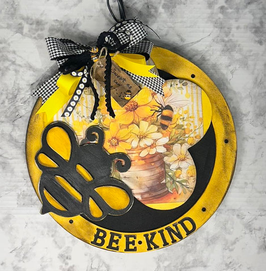 Bee Kind Wall Hanging